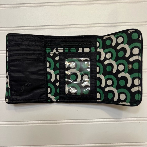 Vera‎ Bradley Imperial Rose Black and Green Quilted Trifold Wallet - Picture 2 of 7